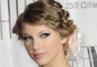 Taylor Swift - Songwriters Hall Of Fame 2010